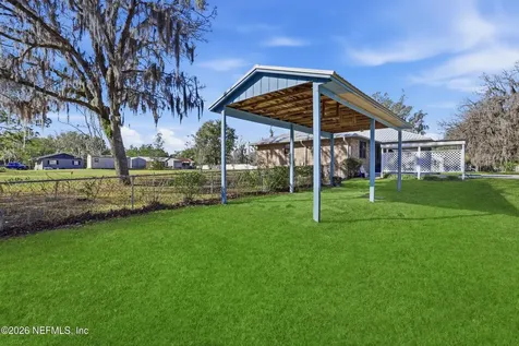 589 SE 71st Street Starke FL 32091