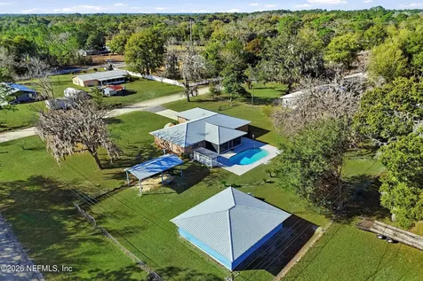 589 SE 71st Street Starke FL 32091