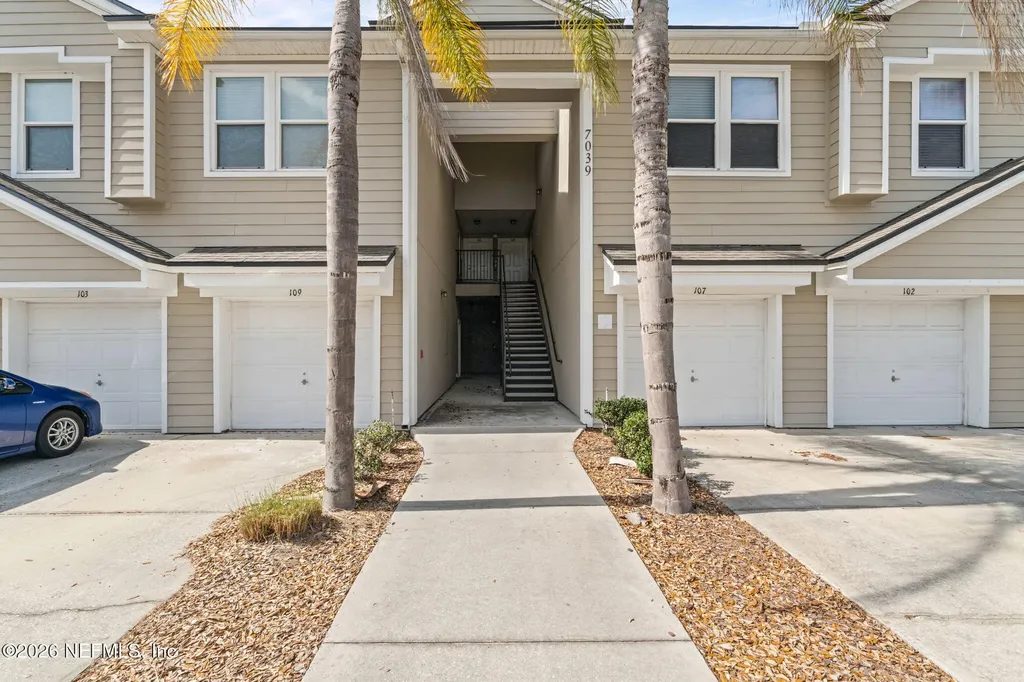 7039 Deer Lodge Circle Jacksonville FL 32256