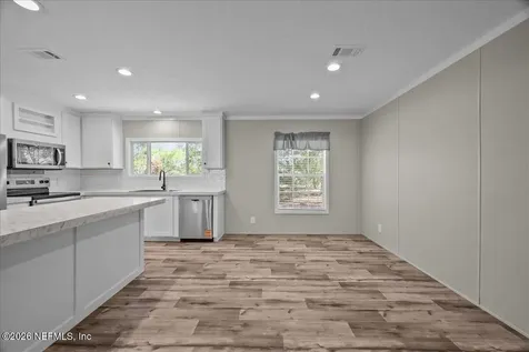 112 Highland Drive Hawthorne FL 32640