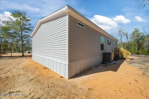 112 Highland Drive Hawthorne FL 32640