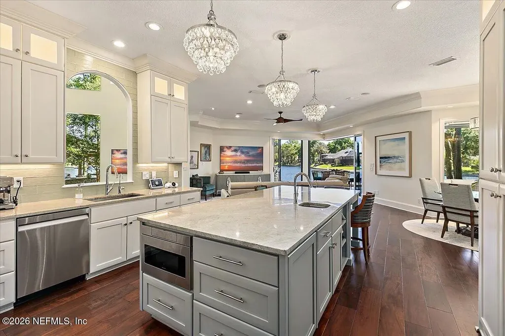 821 Queens Harbor Boulevard Jacksonville FL 32225