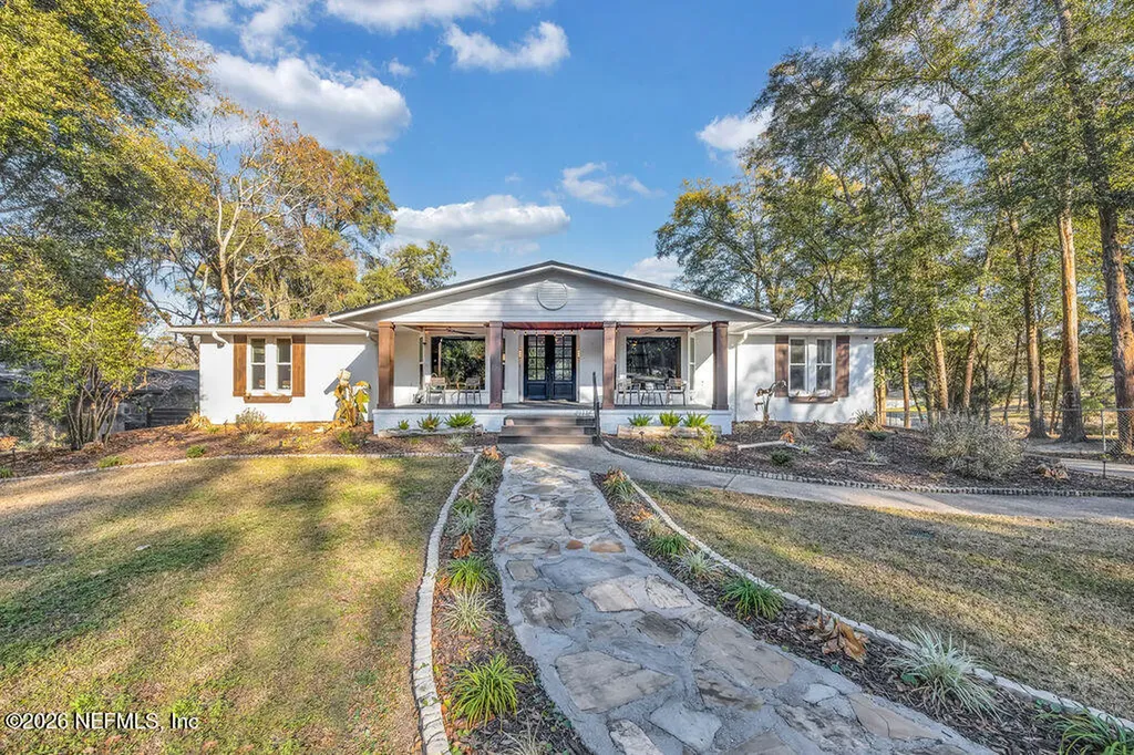 697 Arthur Moore Drive Green Cove Springs FL 32043