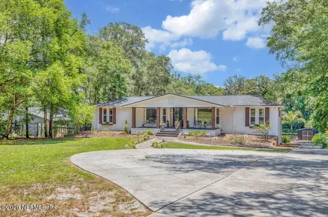 697 Arthur Moore Drive Green Cove Springs FL 32043