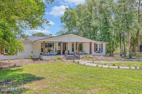 697 Arthur Moore Drive Green Cove Springs FL 32043