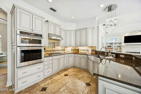 4563 Swilcan Bridge Lane N Jacksonville FL 32224
