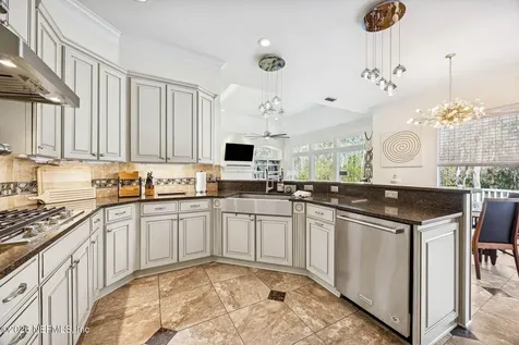 4563 Swilcan Bridge Lane N Jacksonville FL 32224