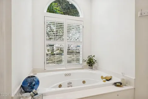 4563 Swilcan Bridge Lane N Jacksonville FL 32224