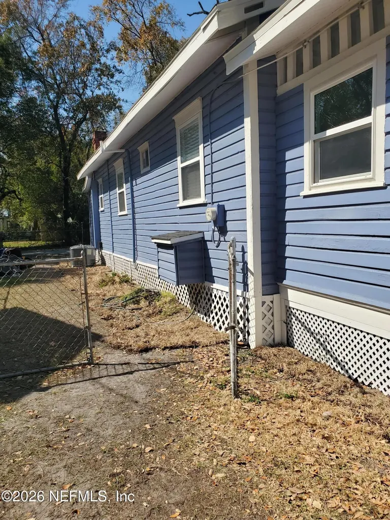 2044 Mt Herman Street Jacksonville FL 32209