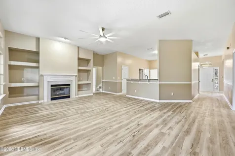 541 Grand Parke Drive St. Johns FL 32259