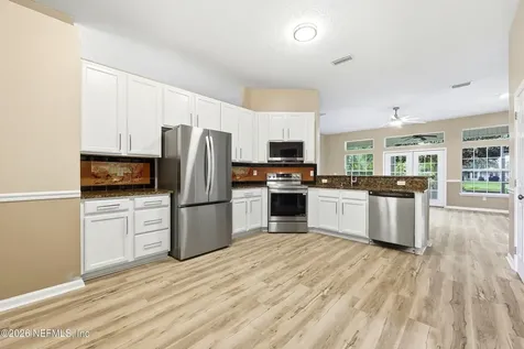 541 Grand Parke Drive St. Johns FL 32259