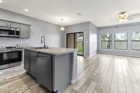 5223 Brighton Park Lane Jacksonville FL 32210