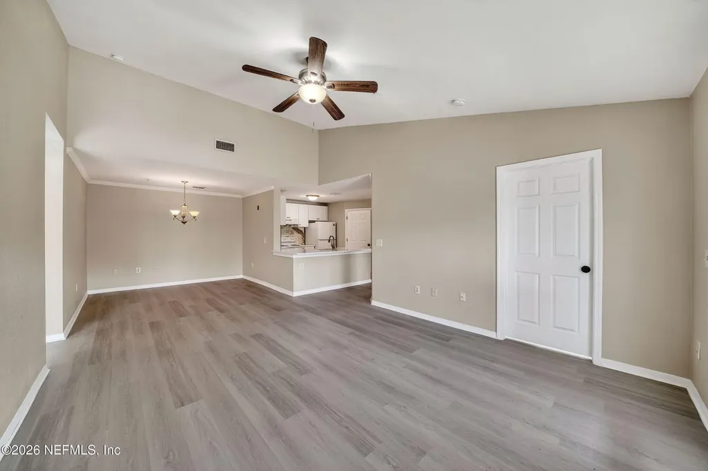 7800 Point Meadows Drive Jacksonville FL 32256