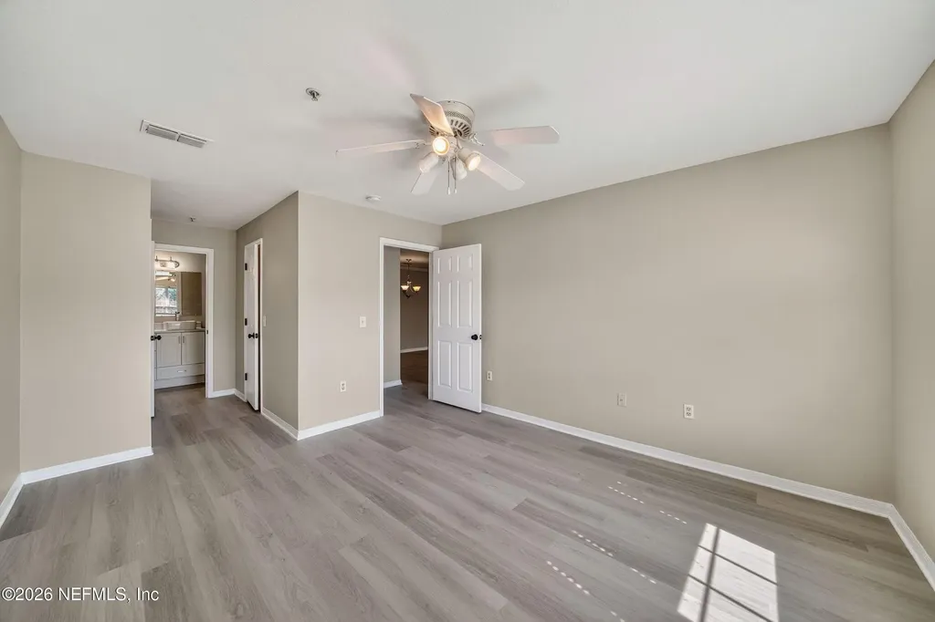 7800 Point Meadows Drive Jacksonville FL 32256