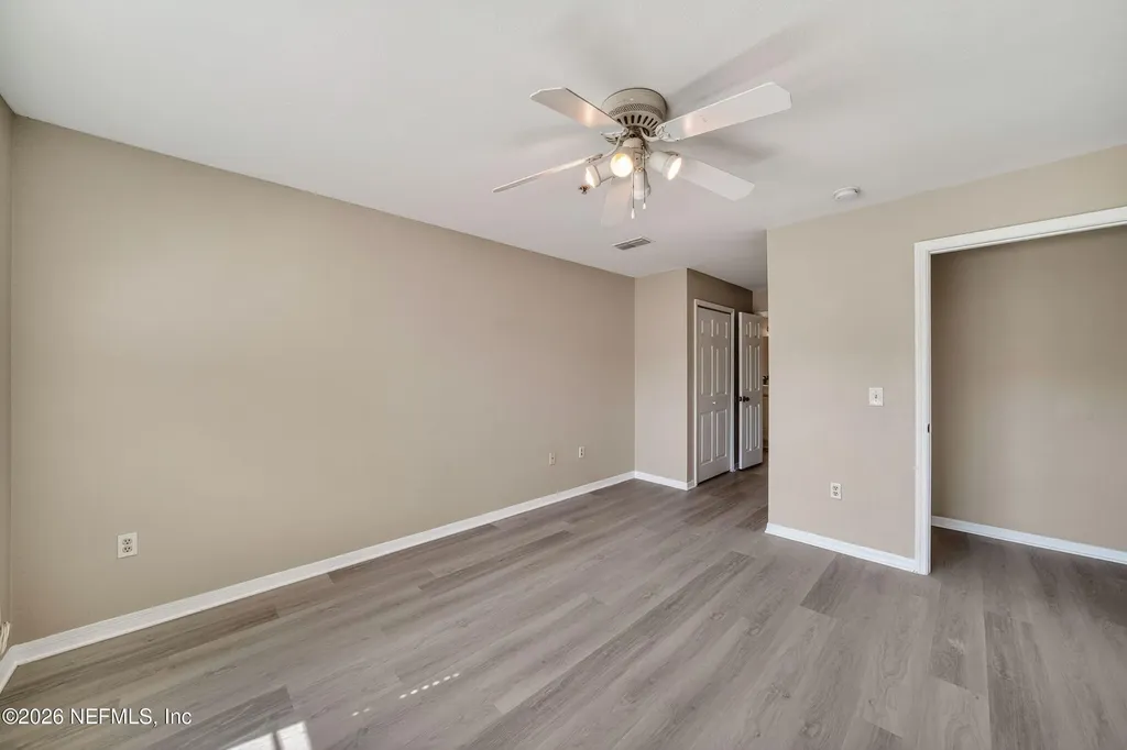 7800 Point Meadows Drive Jacksonville FL 32256