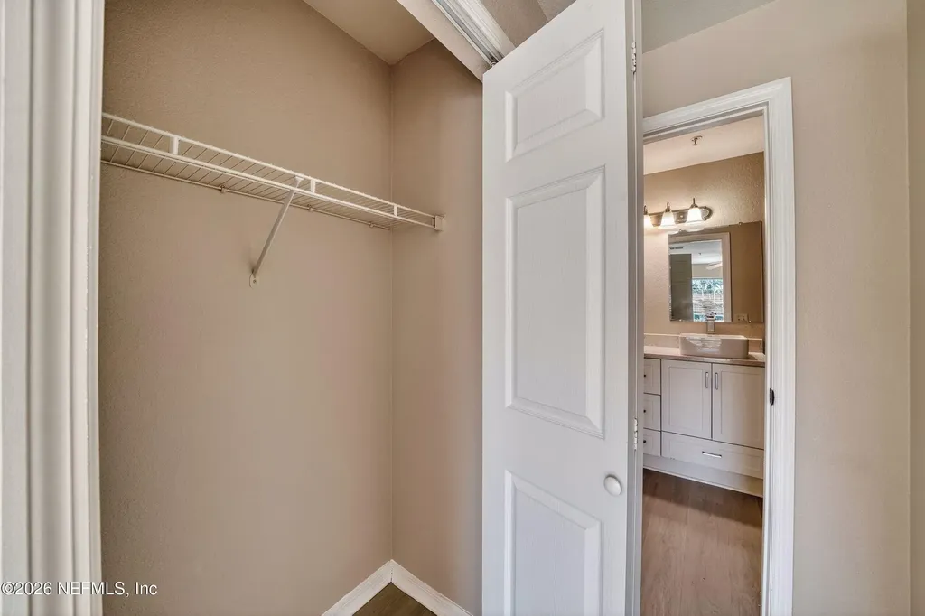 7800 Point Meadows Drive Jacksonville FL 32256