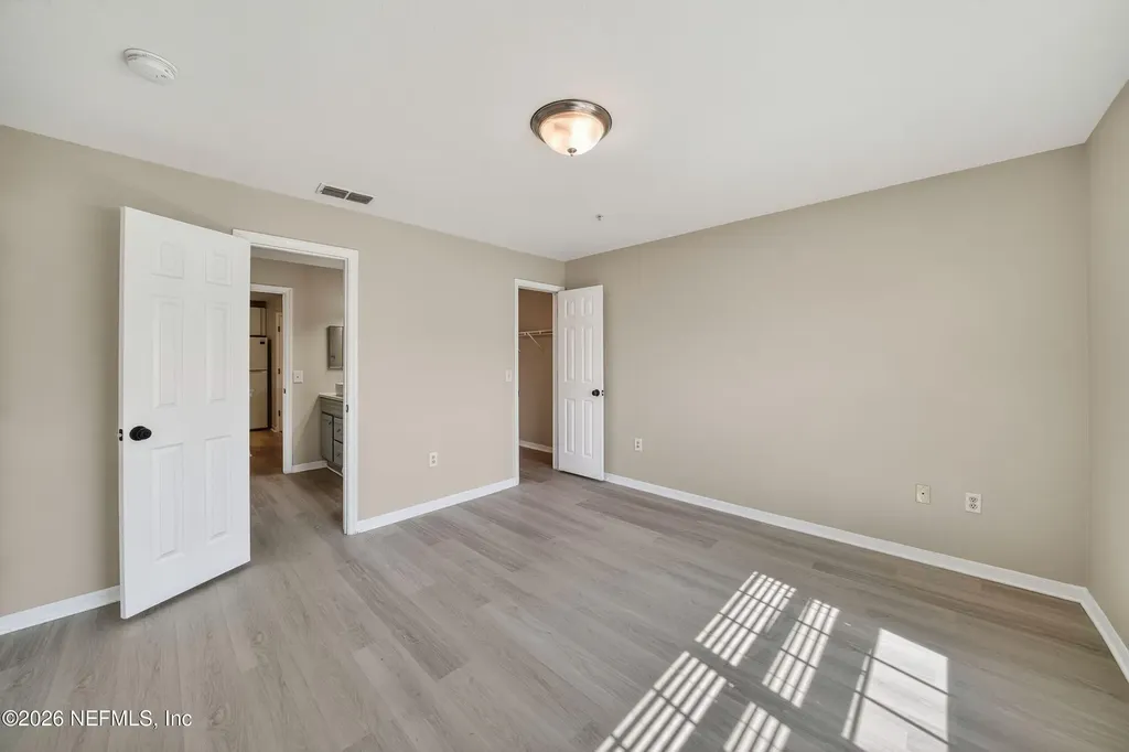 7800 Point Meadows Drive Jacksonville FL 32256