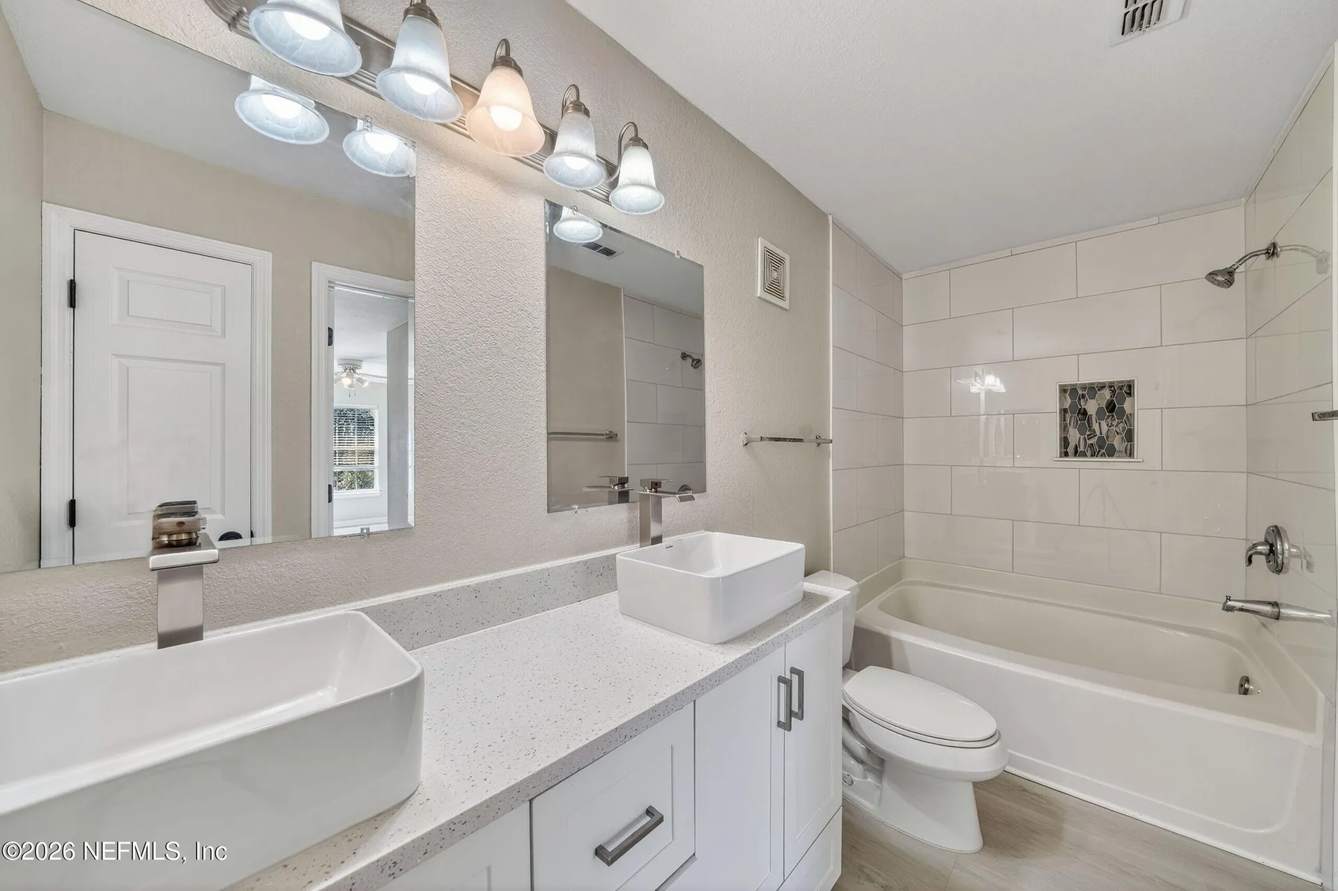7800 Point Meadows Drive Jacksonville FL 32256
