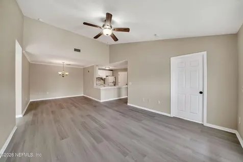 7800 Point Meadows Drive Jacksonville FL 32256
