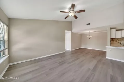 7800 Point Meadows Drive Jacksonville FL 32256