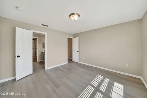 7800 Point Meadows Drive Jacksonville FL 32256