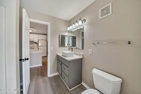 7800 Point Meadows Drive Jacksonville FL 32256
