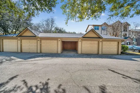 7800 Point Meadows Drive Jacksonville FL 32256