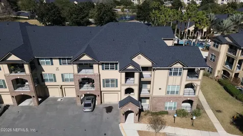 7800 Point Meadows Drive Jacksonville FL 32256