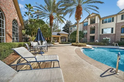 7800 Point Meadows Drive Jacksonville FL 32256