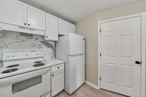 7800 Point Meadows Drive Jacksonville FL 32256