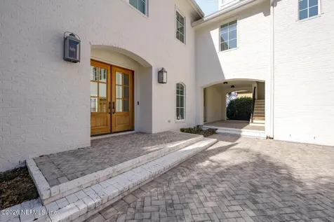 2588 State Road 13 N St. Johns FL 32259