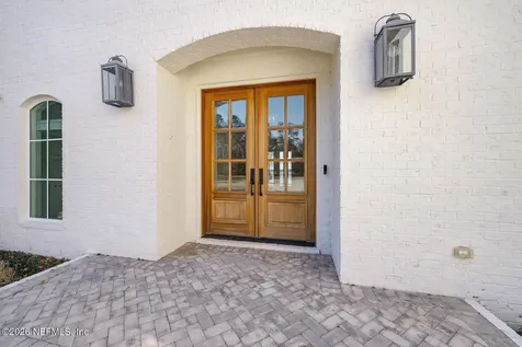 2588 State Road 13 N St. Johns FL 32259