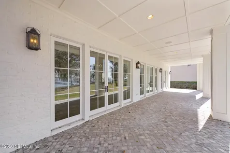 2588 State Road 13 N St. Johns FL 32259
