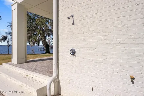 2588 State Road 13 N St. Johns FL 32259