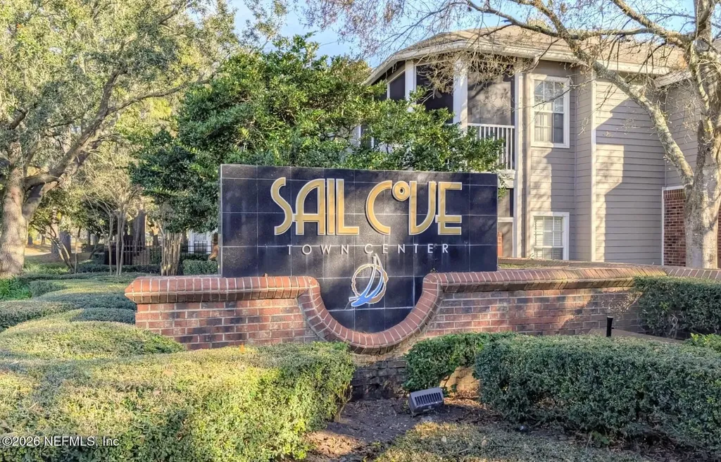 10000 Gate Parkway Jacksonville FL 32246
