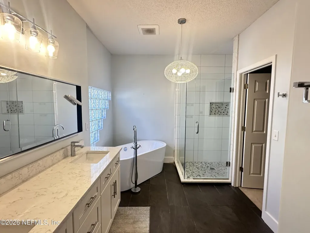 3996 Richmond Park Drive E Jacksonville FL 32224
