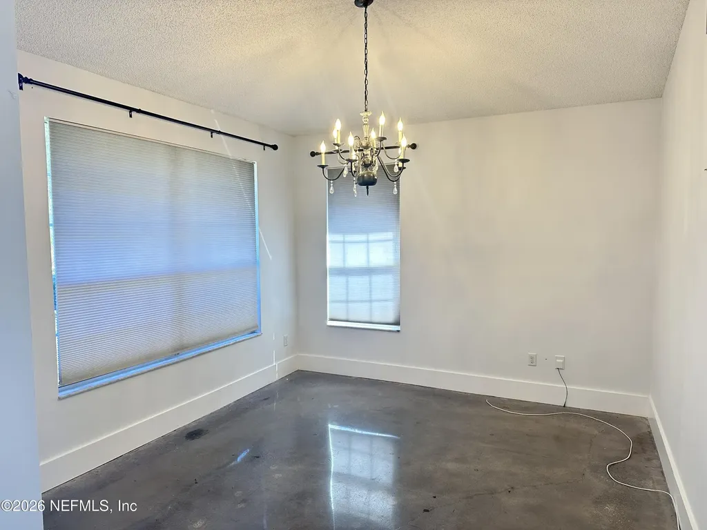 3996 Richmond Park Drive E Jacksonville FL 32224