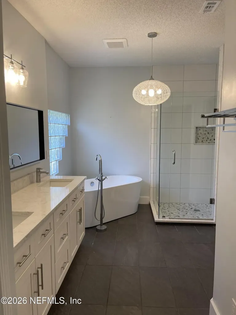 3996 Richmond Park Drive E Jacksonville FL 32224