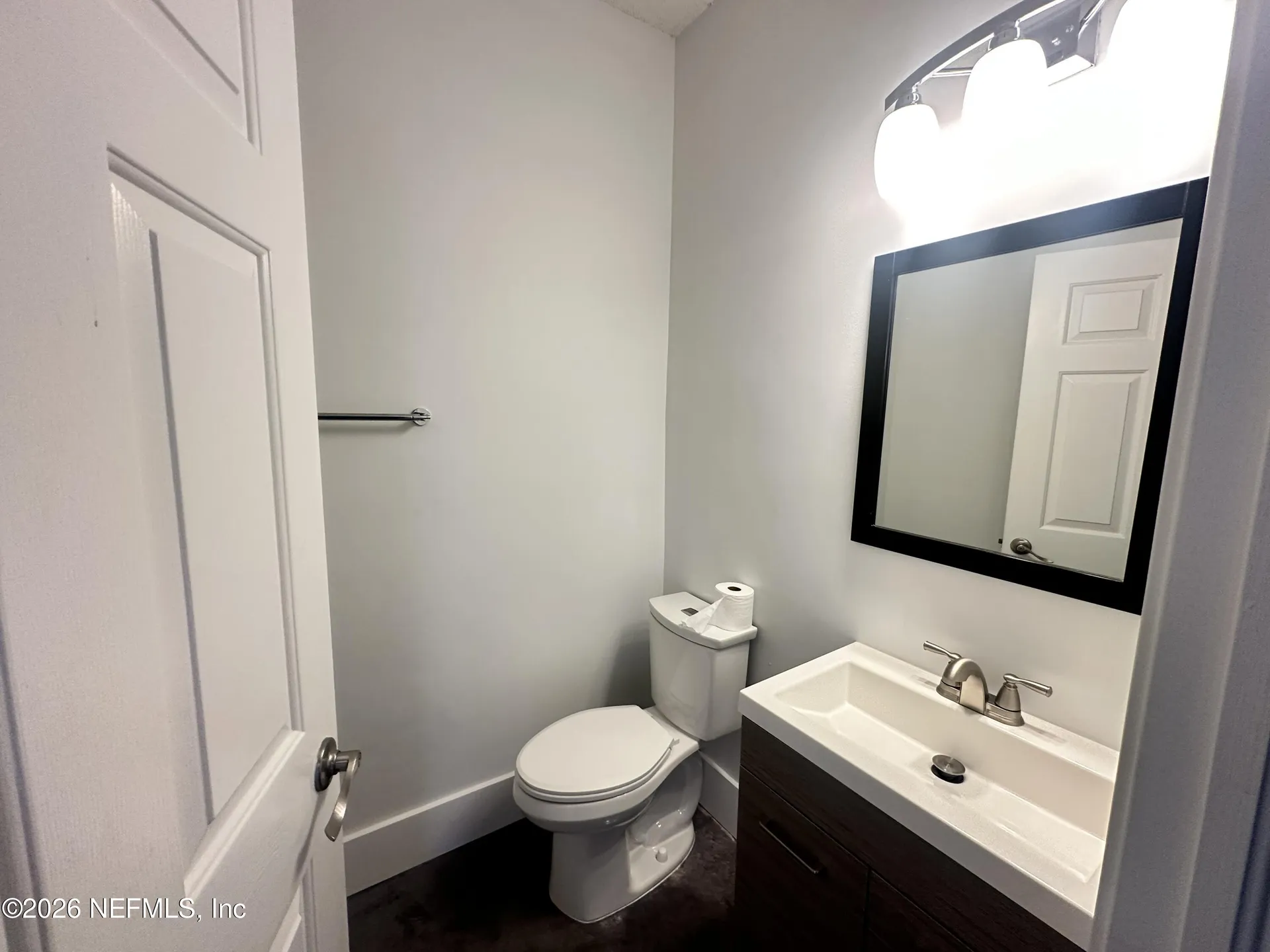 3996 Richmond Park Drive E Jacksonville FL 32224