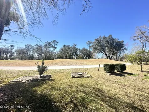 3996 Richmond Park Drive E Jacksonville FL 32224
