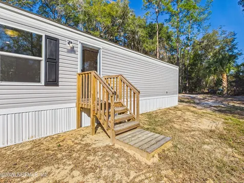 22816 SE 64th Place Avenue Hawthorne FL 32640