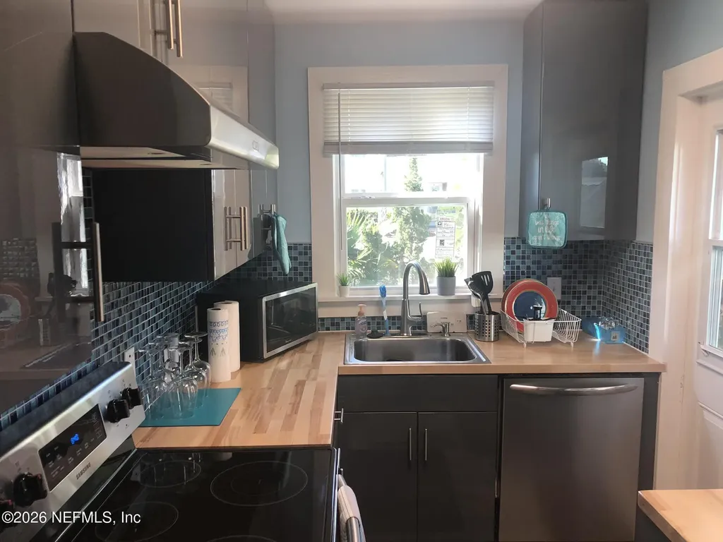 1334 1st Street S Jacksonville Beach FL 32250