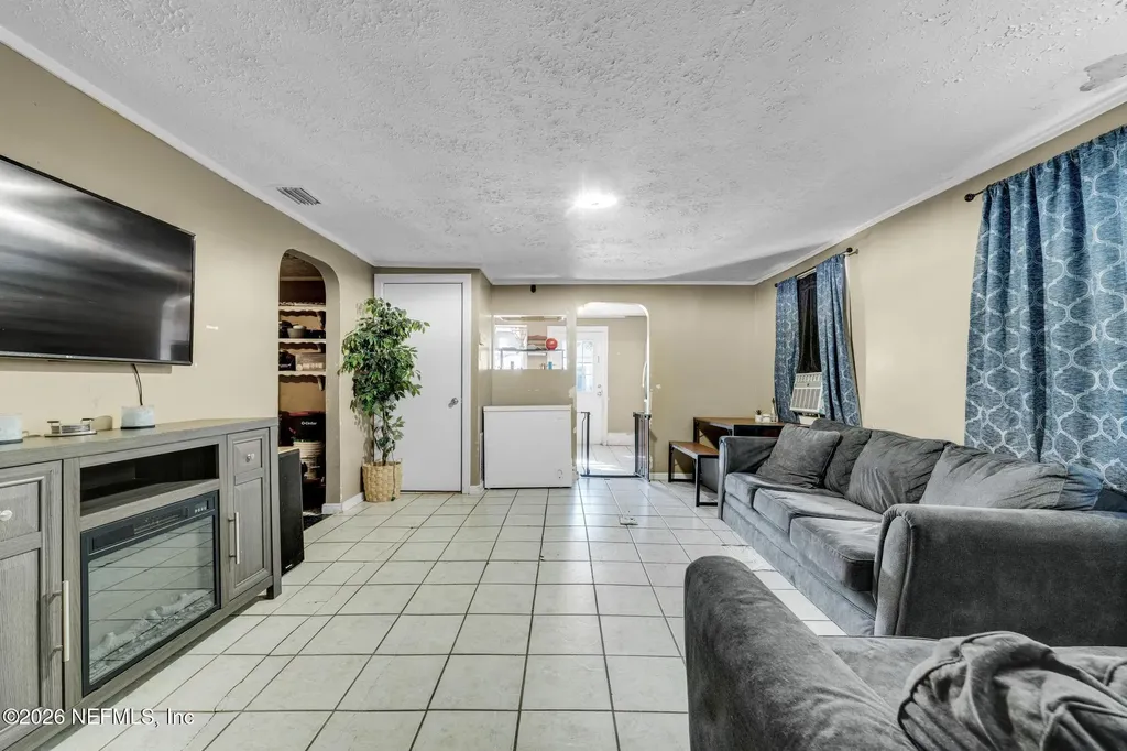 237 Lamson Street Jacksonville FL 32211