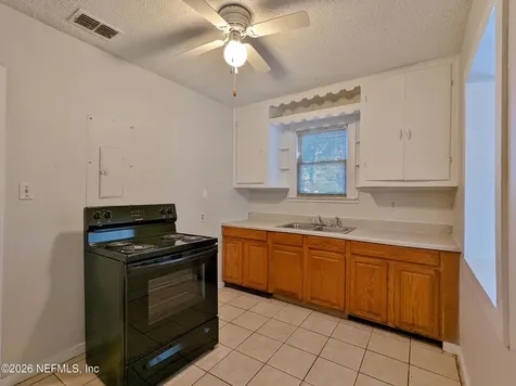 5454 Timuquana Road Jacksonville FL 32210