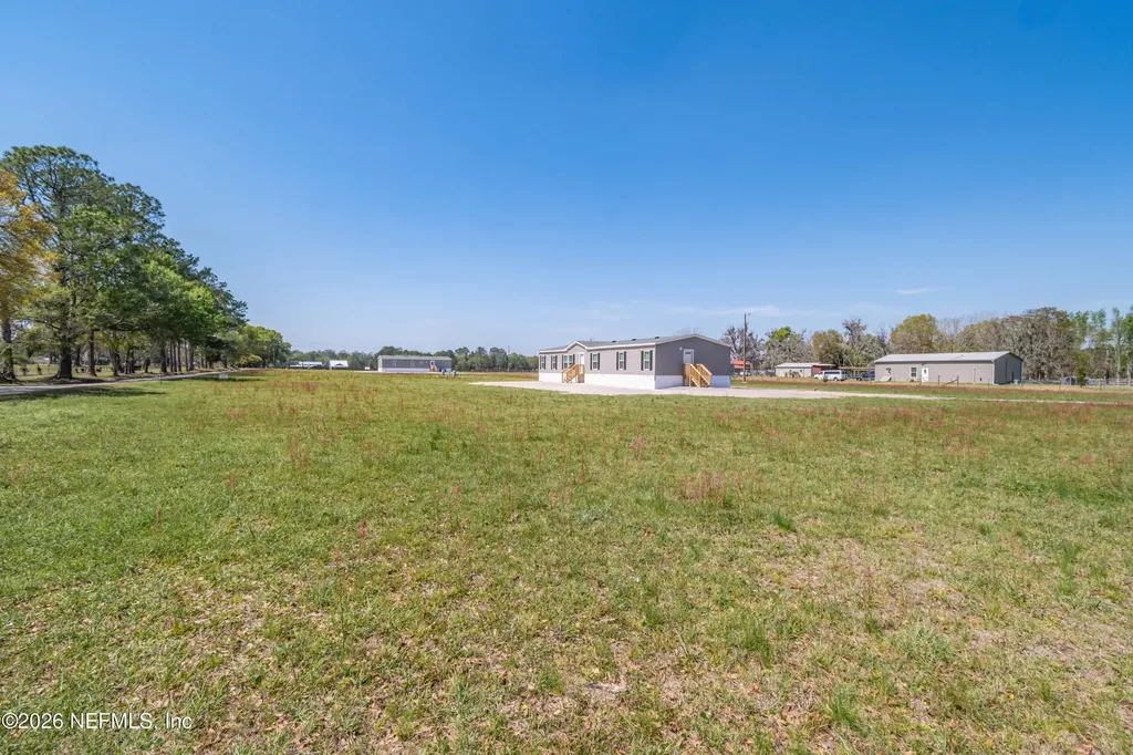 11355 Mallie Davis Road Glen St. Mary FL 32040