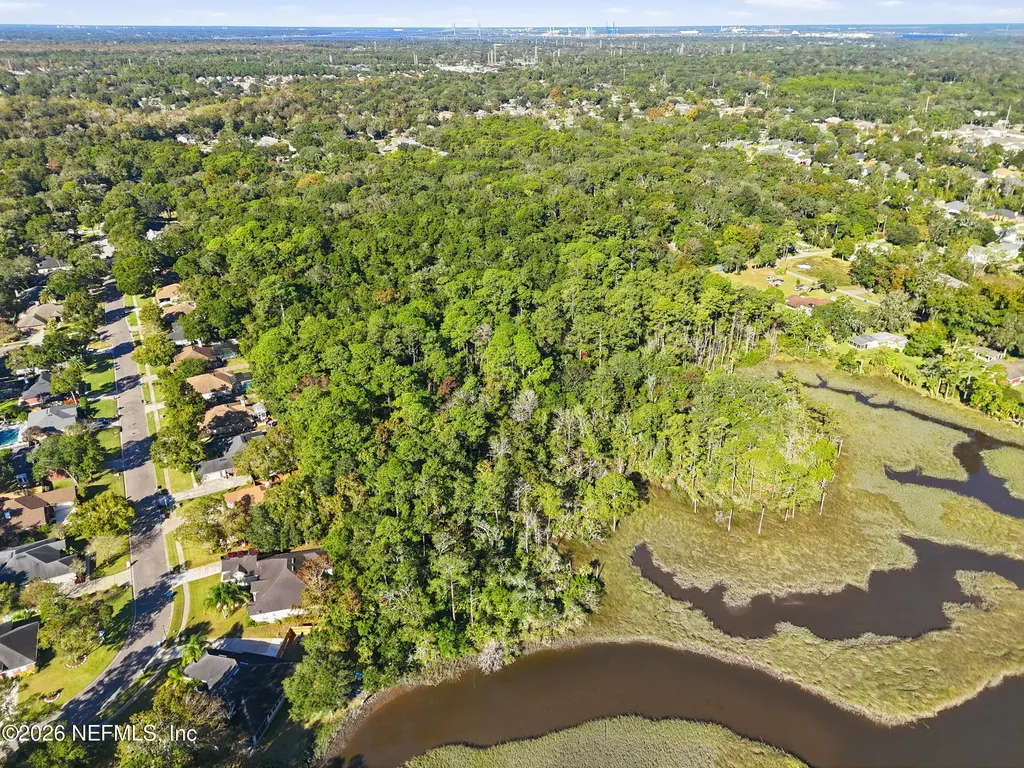 1 Quinlan Ridge Lane E Jacksonville FL 32225