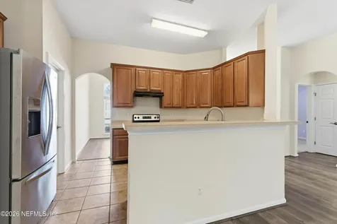 498 Bridgeport Court Jacksonville FL 32218