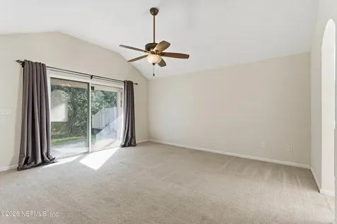 498 Bridgeport Court Jacksonville FL 32218