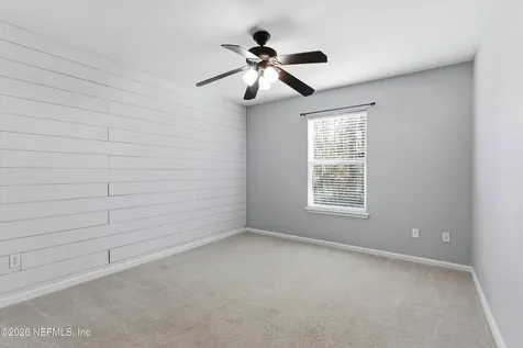 498 Bridgeport Court Jacksonville FL 32218