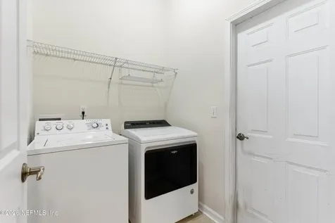 498 Bridgeport Court Jacksonville FL 32218